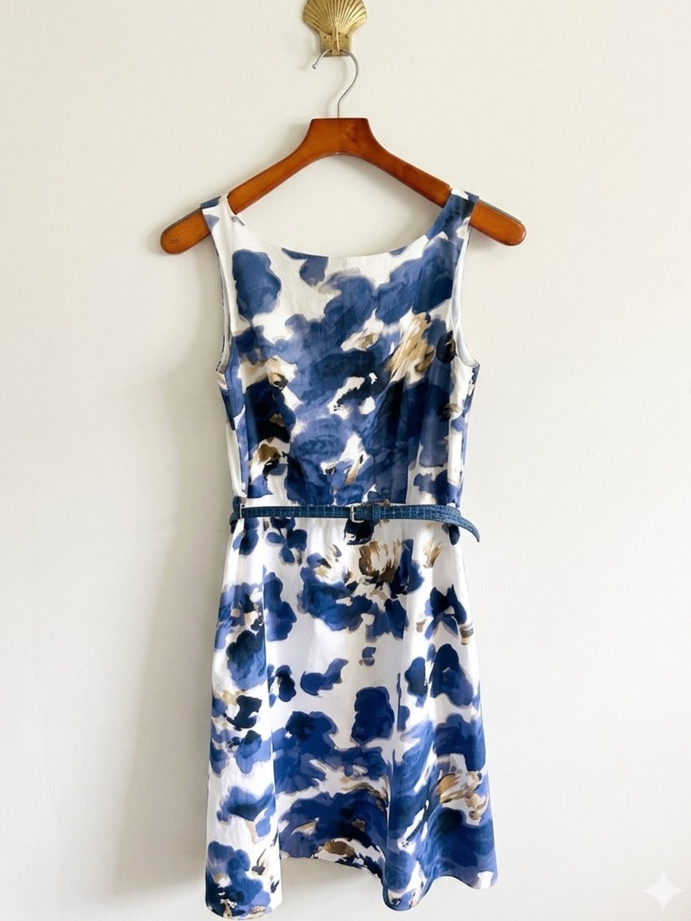 Ann Taylor Blue Watercolor Floral Belted Fit & Flare Dress 6 Boat Neck Midi